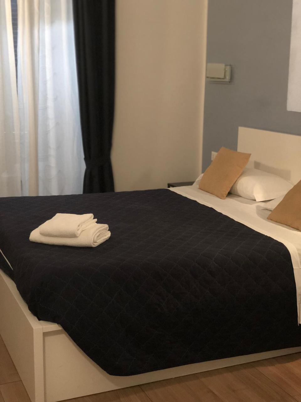 Residenza Giulia Al Colosseo Roma Dış mekan fotoğraf