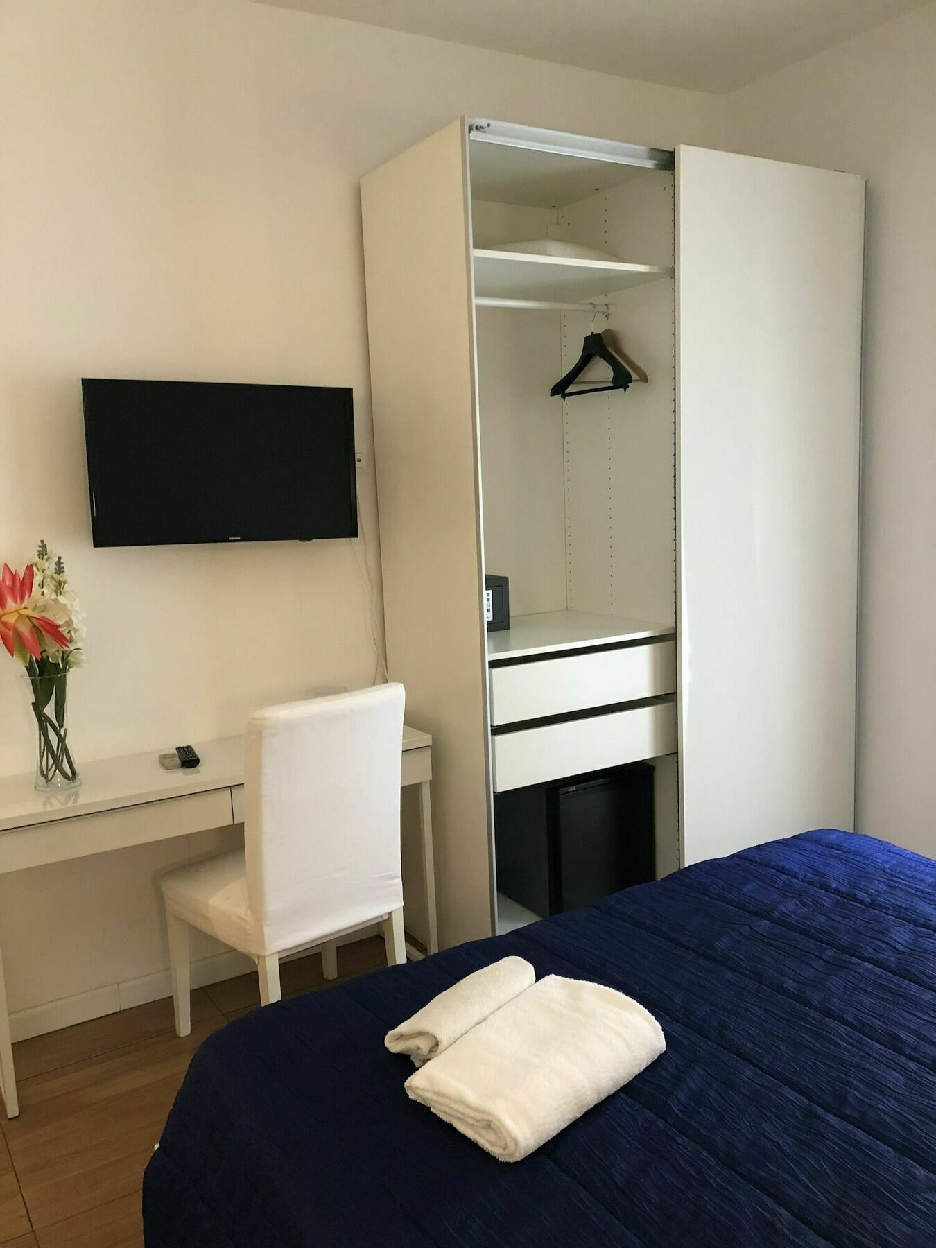 Residenza Giulia Al Colosseo Roma Dış mekan fotoğraf